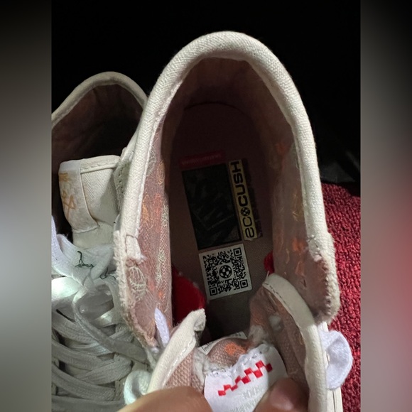 Vans Lizzie’s Shoes - Picture 5 of 11